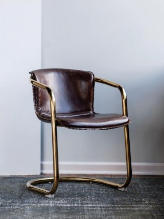 Lium Chair